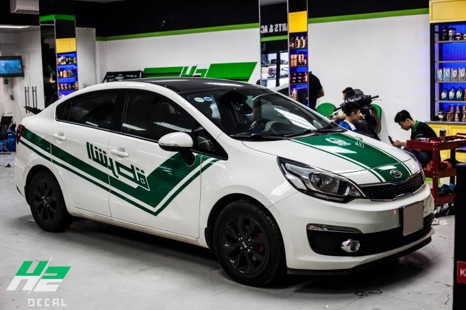 Bắt chước xe cảnh sát Dubai, ô tô Việt sẽ không được đăng kiểm