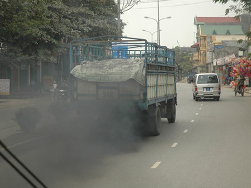 Bộ GTVT chỉ đạo kiểm tra đột xuất khí thải xe ô tô xả khói đen