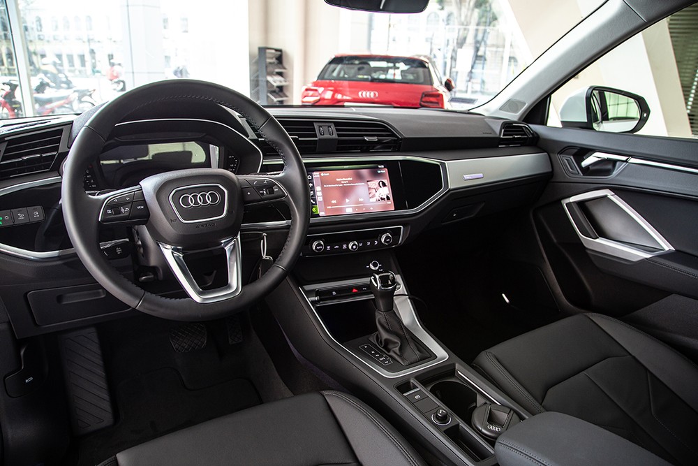Giá xe Audi Q3 2024 chi tiết và ưu đãi mới nhất - Tinxe