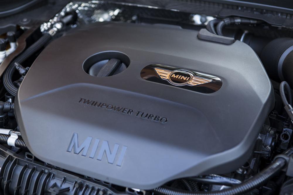 Giá xe Mini Cooper 2024 mới nhất và những đánh giá khách quan
