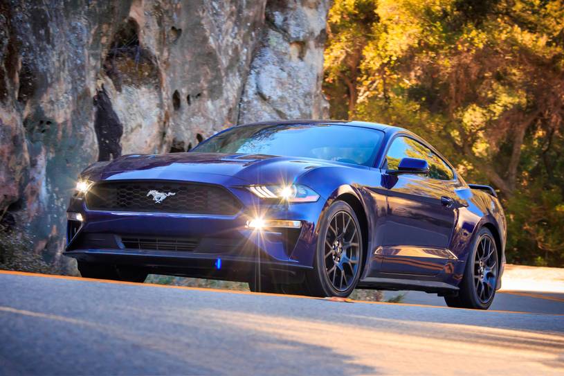 Giá xe Ford Mustang và ưu đãi 2024 mới nhất - Tinxe