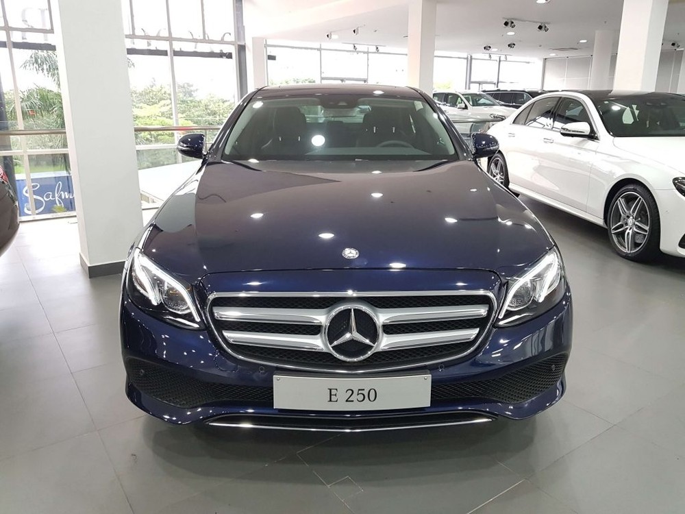 Giá xe Mercedes Benz E250 và ưu đãi mới nhất 2022 - Tinxe