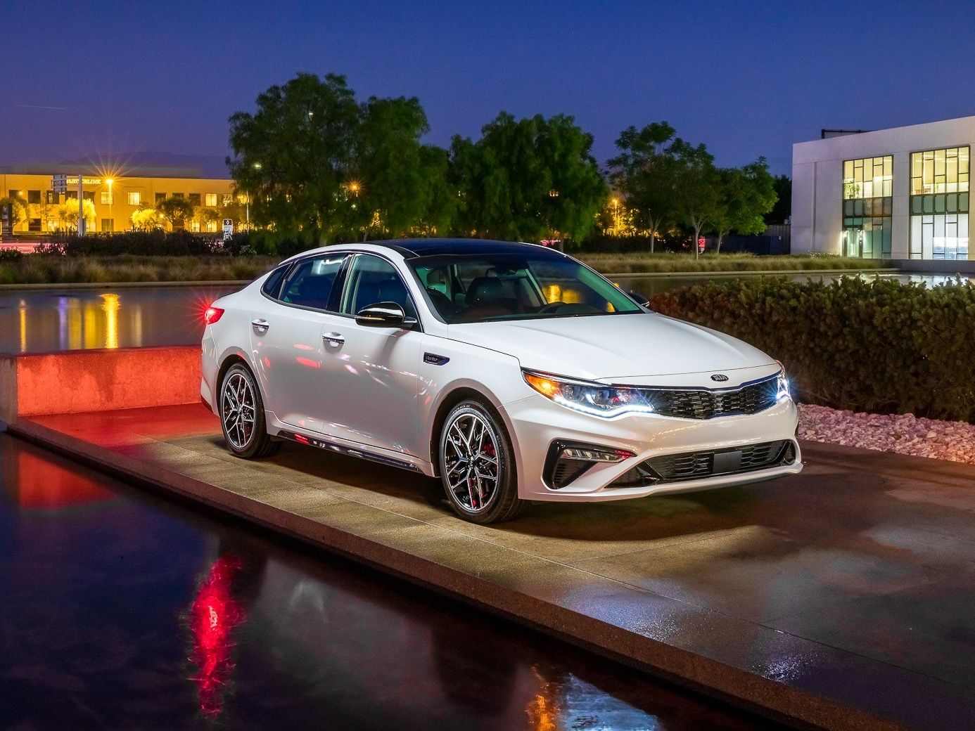 2020 Kia Optima Review, Pricing, and Specs