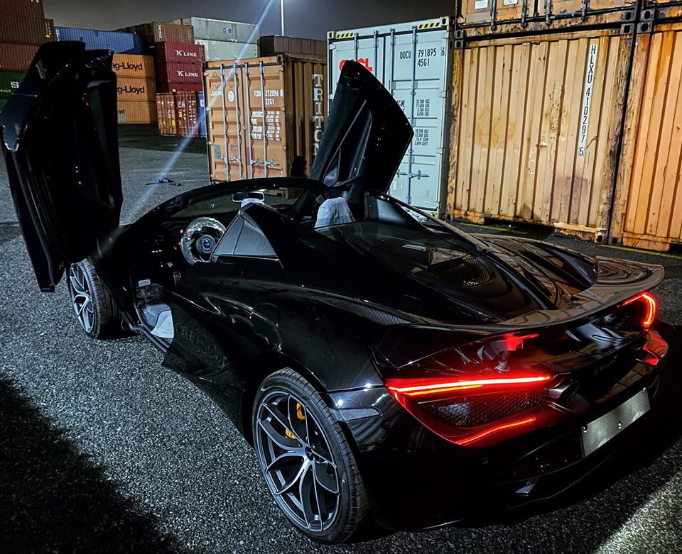 Giá xe McLaren 720S Spider mới nhất 2024 tại VIệt Nam - Tinxe