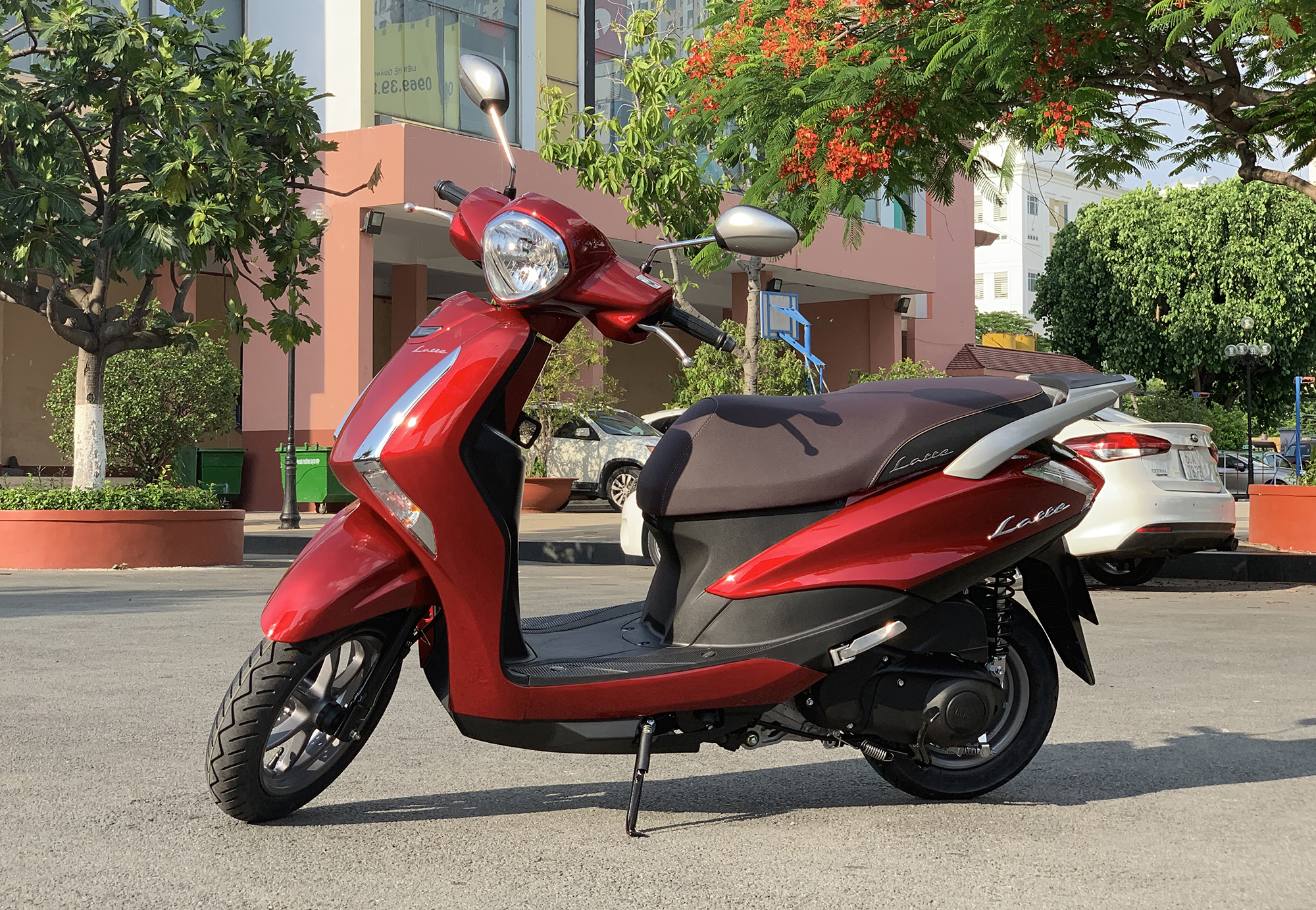 Giá xe Yamaha Latte 37,9 triệu - đối thủ Honda Lead