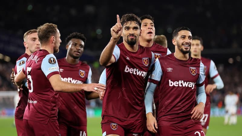 West Ham United: tiểu sử câu lạc bộ và thành tích của "The Hammers"