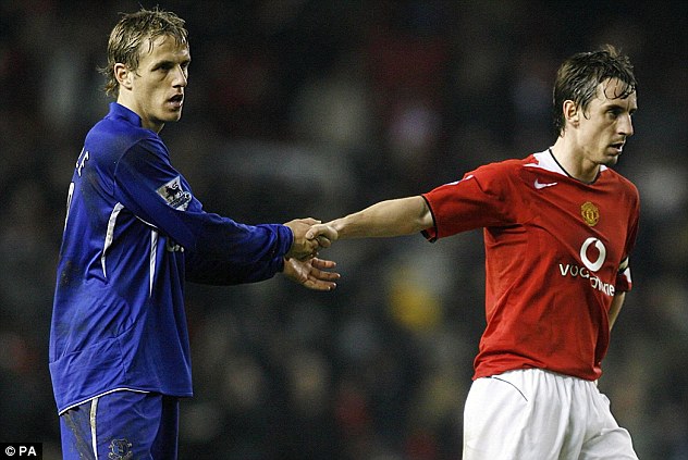 Phil Neville, cả cuộc đời dưới cái bóng anh trai