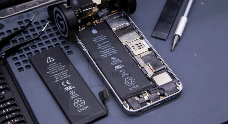 Giới Thiệu Dịch Vụ Thay Pin iPhone tại Điện Thoại Nhanh